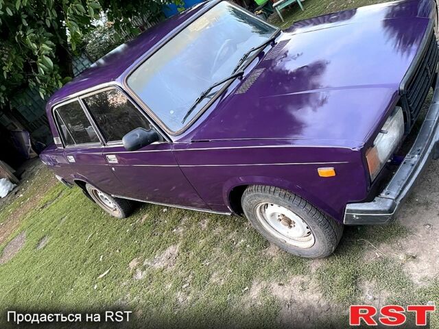 Фиолетовый ВАЗ 2107, объемом двигателя 1.5 л и пробегом 140 тыс. км за 999 $, фото 4 на Automoto.ua