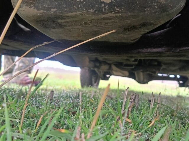 Фиолетовый ВАЗ 2107, объемом двигателя 1.5 л и пробегом 270 тыс. км за 710 $, фото 9 на Automoto.ua