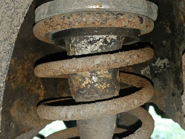 Фиолетовый ВАЗ 2107, объемом двигателя 1.5 л и пробегом 270 тыс. км за 710 $, фото 15 на Automoto.ua