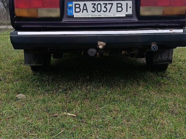 Фиолетовый ВАЗ 2107, объемом двигателя 1.5 л и пробегом 270 тыс. км за 710 $, фото 3 на Automoto.ua