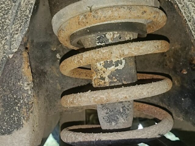 Фиолетовый ВАЗ 2107, объемом двигателя 1.5 л и пробегом 270 тыс. км за 710 $, фото 14 на Automoto.ua