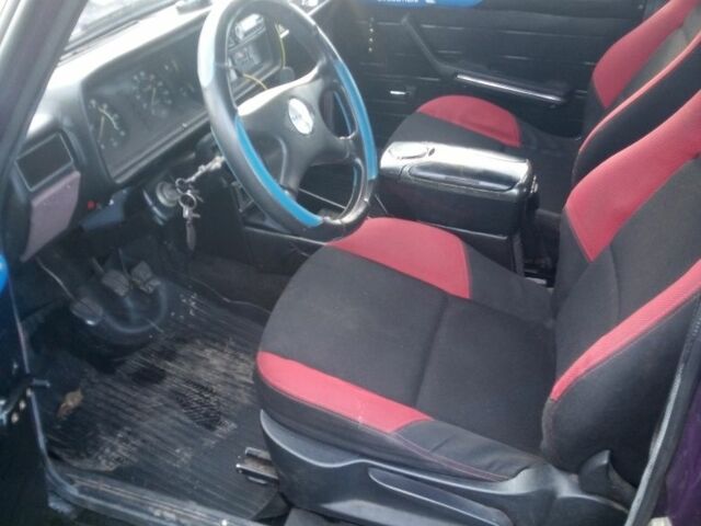 ВАЗ 2107 2001 в Черкассах на Automoto.ua Фиолетовый ВАЗ 2107, объемом двигателя 1.5 л и пробегом 40 тыс. км за 857 $, фото 5 на Automoto.ua