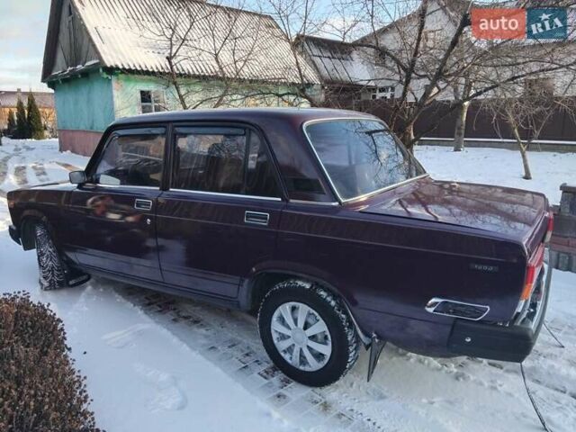 Фіолетовий ВАЗ 2107, об'ємом двигуна 1.5 л та пробігом 100 тис. км за 1880 $, фото 10 на Automoto.ua