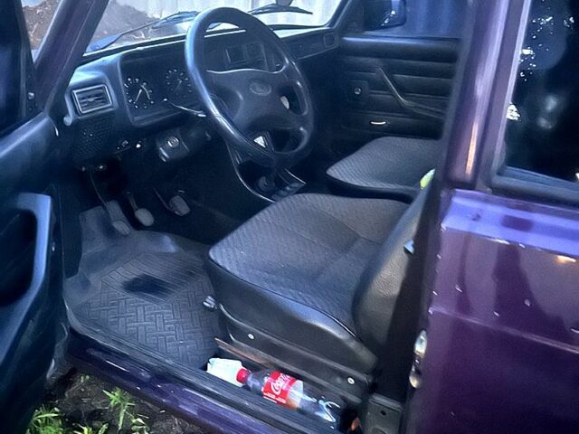 Фиолетовый ВАЗ 2107, объемом двигателя 1.5 л и пробегом 160 тыс. км за 1200 $, фото 4 на Automoto.ua