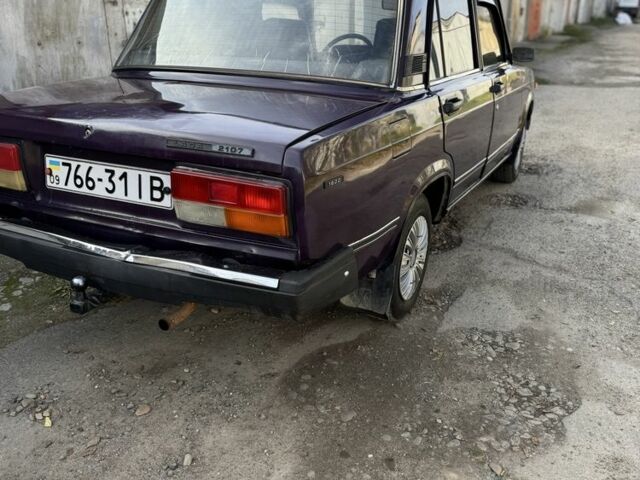 Фиолетовый ВАЗ 2107, объемом двигателя 1.6 л и пробегом 65 тыс. км за 850 $, фото 2 на Automoto.ua