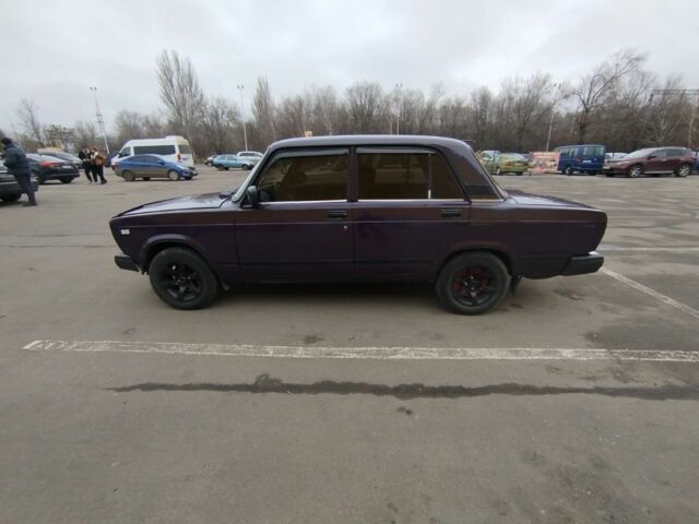 Фиолетовый ВАЗ 2107, объемом двигателя 1.5 л и пробегом 2 тыс. км за 1000 $, фото 1 на Automoto.ua