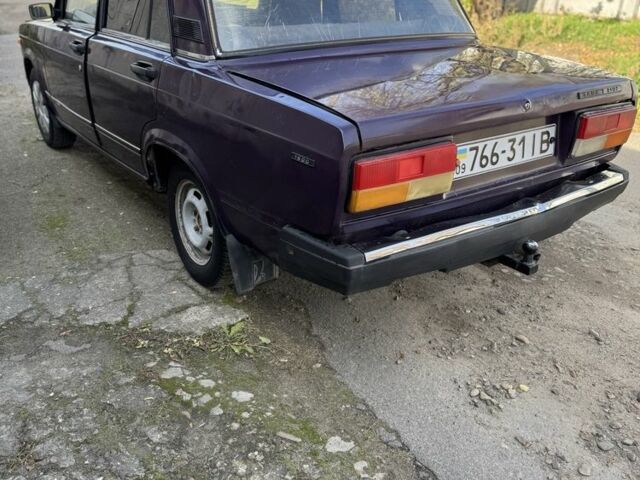 Фиолетовый ВАЗ 2107, объемом двигателя 1.6 л и пробегом 65 тыс. км за 850 $, фото 3 на Automoto.ua