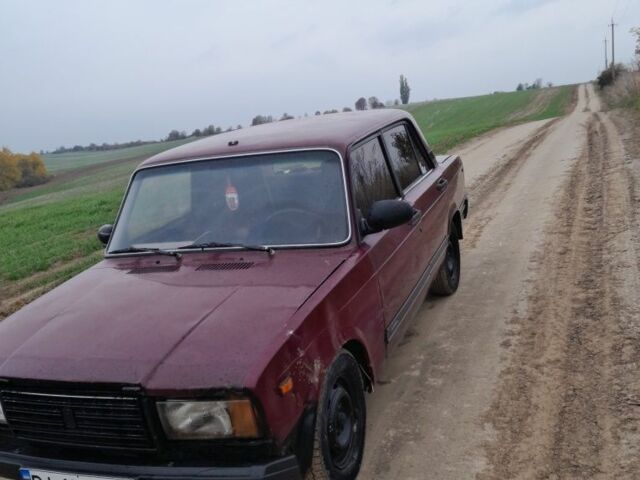 ВАЗ 2107 2002 в Ровно на Automoto.ua Фиолетовый ВАЗ 2107, объемом двигателя 1.5 л и пробегом 1 тыс. км за 713 $, фото 5 на Automoto.ua