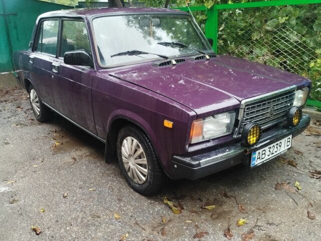 Фиолетовый ВАЗ 2107, объемом двигателя 1.5 л и пробегом 90 тыс. км за 1300 $, фото 2 на Automoto.ua