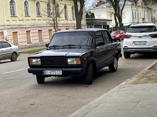 Фиолетовый ВАЗ 2107, объемом двигателя 1.5 л и пробегом 0 тыс. км за 1380 $, фото 8 на Automoto.ua