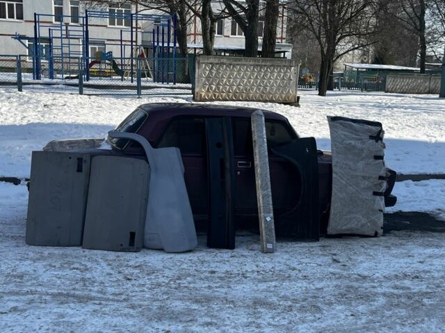 Фіолетовий ВАЗ 2107, об'ємом двигуна 1.5 л та пробігом 3 тис. км за 1050 $, фото 6 на Automoto.ua