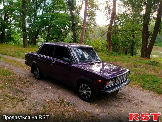 Фиолетовый ВАЗ 2107, объемом двигателя 1.6 л и пробегом 146 тыс. км за 1000 $, фото 3 на Automoto.ua