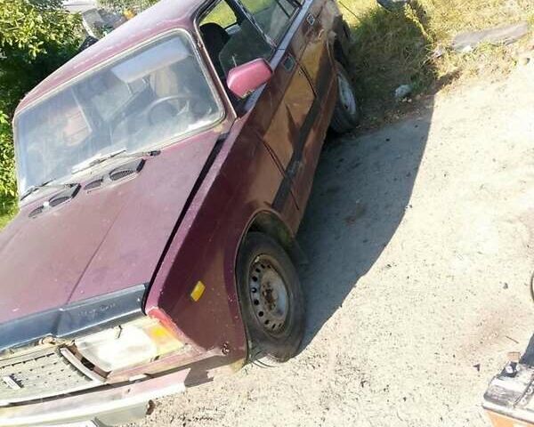 Фиолетовый ВАЗ 2107, объемом двигателя 1.6 л и пробегом 60 тыс. км за 350 $, фото 2 на Automoto.ua