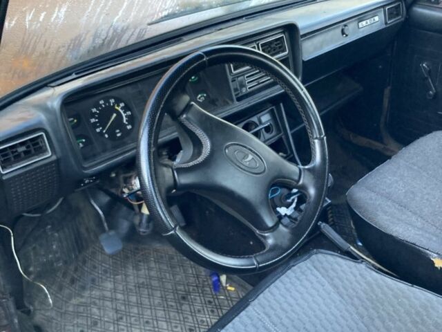 ВАЗ 2107 2002 в Буче на Automoto.ua Фиолетовый ВАЗ 2107, объемом двигателя 1.7 л и пробегом 500 тыс. км за 478 $, фото 2 на Automoto.ua