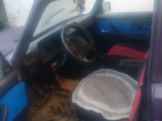 Фіолетовий ВАЗ 2107, об'ємом двигуна 1.5 л та пробігом 1 тис. км за 325 $, фото 6 на Automoto.ua