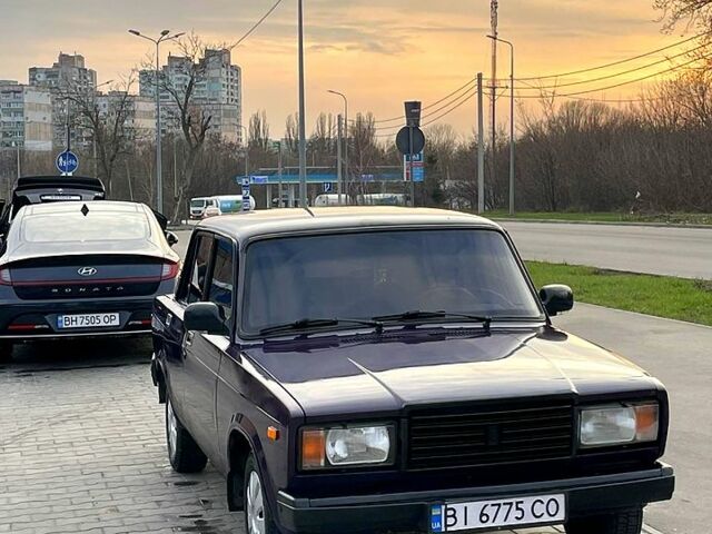 Фиолетовый ВАЗ 2107, объемом двигателя 1.5 л и пробегом 0 тыс. км за 1380 $, фото 3 на Automoto.ua