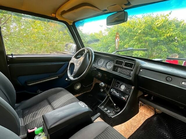 Фіолетовий ВАЗ 2107, об'ємом двигуна 1.5 л та пробігом 0 тис. км за 950 $, фото 5 на Automoto.ua