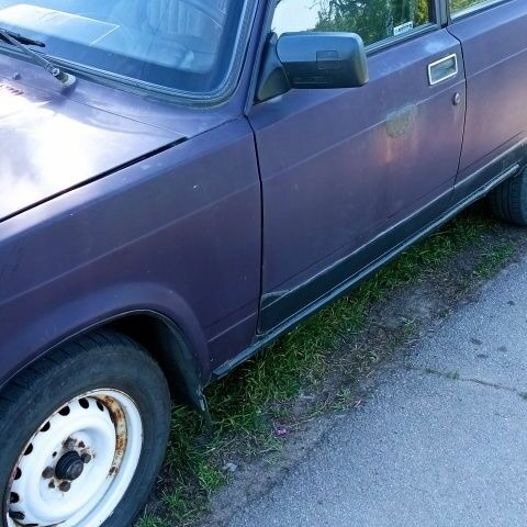 Фиолетовый ВАЗ 2107, объемом двигателя 0 л и пробегом 40 тыс. км за 1025 $, фото 3 на Automoto.ua