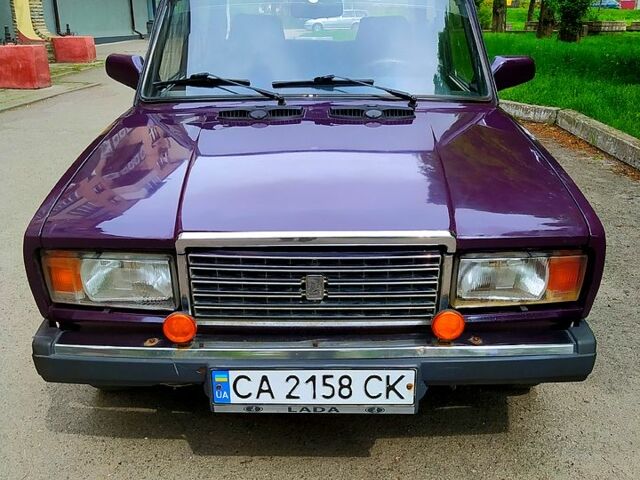 Фиолетовый ВАЗ 2107, объемом двигателя 1.5 л и пробегом 190 тыс. км за 999 $, фото 5 на Automoto.ua