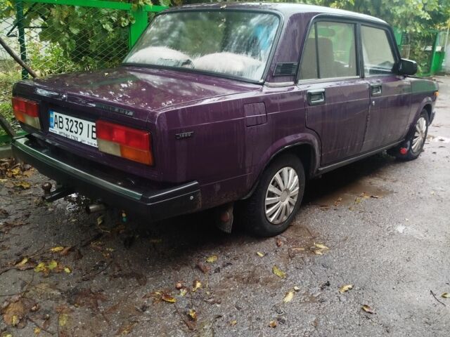 Фиолетовый ВАЗ 2107, объемом двигателя 1.5 л и пробегом 90 тыс. км за 1300 $, фото 3 на Automoto.ua