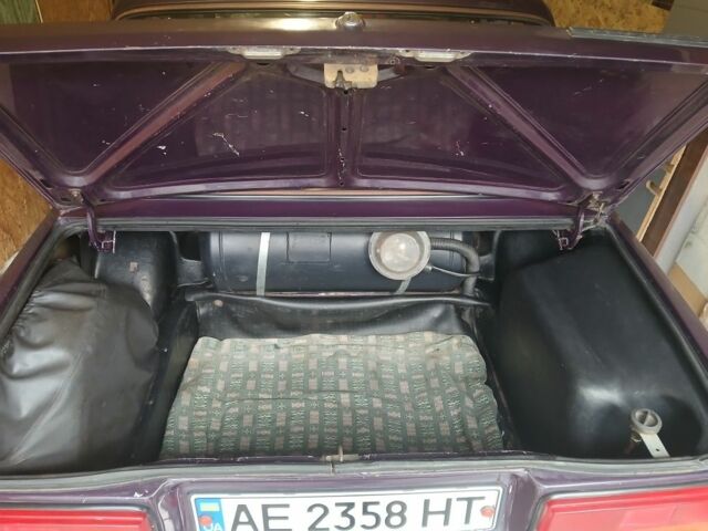 Фиолетовый ВАЗ 2107, объемом двигателя 1.5 л и пробегом 72 тыс. км за 1150 $, фото 19 на Automoto.ua