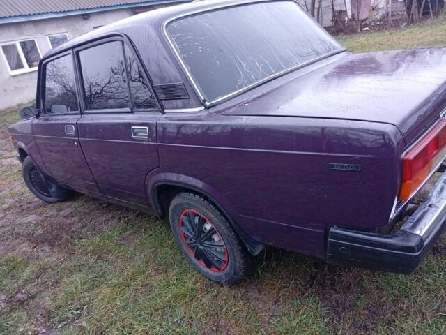 Фиолетовый ВАЗ 2107, объемом двигателя 1.5 л и пробегом 123 тыс. км за 750 $, фото 1 на Automoto.ua