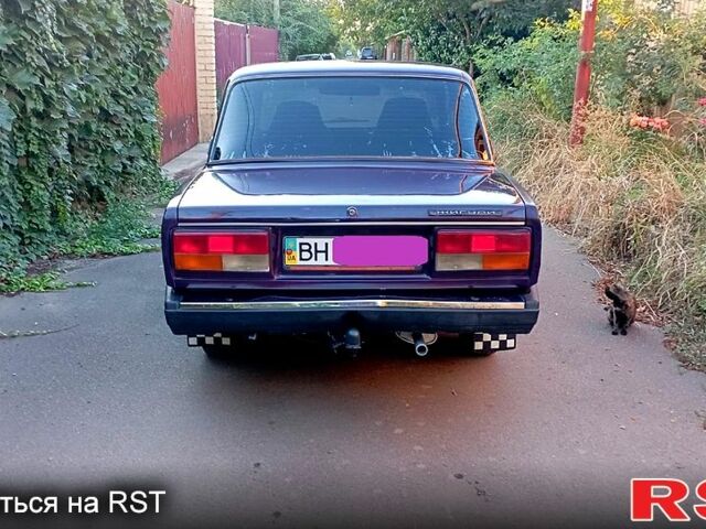 Фиолетовый ВАЗ 2107, объемом двигателя 1.5 л и пробегом 164 тыс. км за 1100 $, фото 3 на Automoto.ua