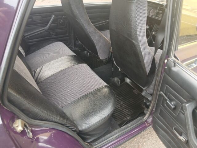 Фиолетовый ВАЗ 2107, объемом двигателя 1.5 л и пробегом 72 тыс. км за 1150 $, фото 6 на Automoto.ua