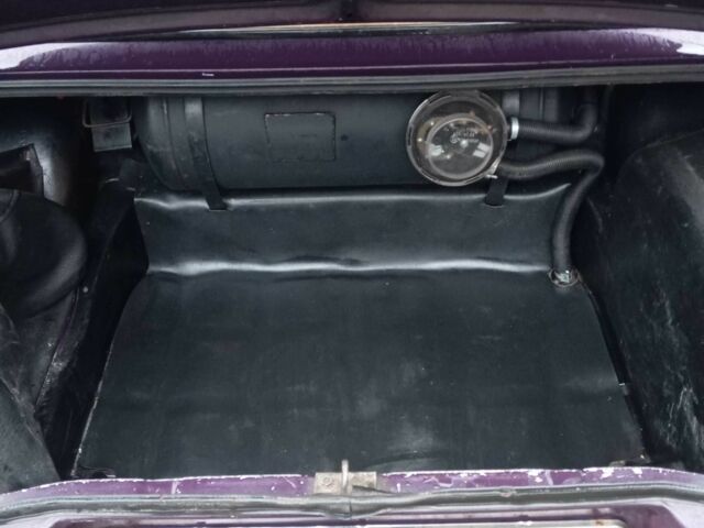 Фіолетовий ВАЗ 2107, об'ємом двигуна 1.5 л та пробігом 2 тис. км за 1300 $, фото 9 на Automoto.ua