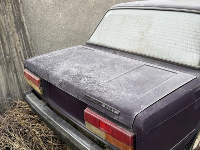 Фиолетовый ВАЗ 2107, объемом двигателя 1.6 л и пробегом 82 тыс. км за 296 $, фото 3 на Automoto.ua