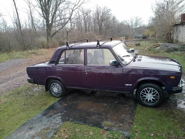 Фиолетовый ВАЗ 2107, объемом двигателя 1.5 л и пробегом 60 тыс. км за 591 $, фото 6 на Automoto.ua