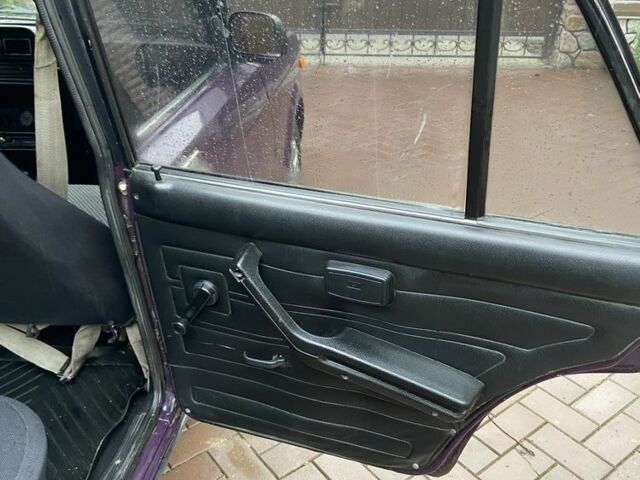 Фиолетовый ВАЗ 2107, объемом двигателя 1.5 л и пробегом 90 тыс. км за 1500 $, фото 14 на Automoto.ua