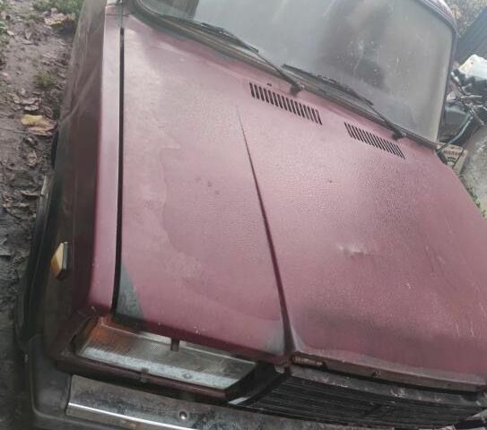 Фиолетовый ВАЗ 2107, объемом двигателя 1.5 л и пробегом 3 тыс. км за 226 $, фото 1 на Automoto.ua