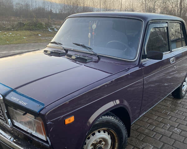 Фиолетовый ВАЗ 2107, объемом двигателя 1.5 л и пробегом 65 тыс. км за 1200 $, фото 1 на Automoto.ua
