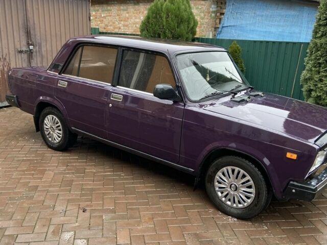 Фиолетовый ВАЗ 2107, объемом двигателя 1.5 л и пробегом 90 тыс. км за 1500 $, фото 2 на Automoto.ua