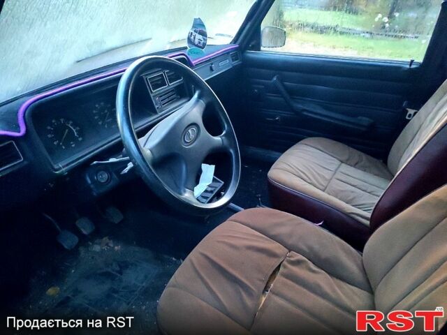 Фиолетовый ВАЗ 2107, объемом двигателя 1.5 л и пробегом 140 тыс. км за 600 $, фото 1 на Automoto.ua