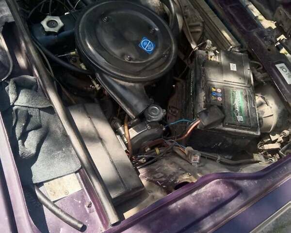 Фиолетовый ВАЗ 2107, объемом двигателя 1.5 л и пробегом 62 тыс. км за 750 $, фото 4 на Automoto.ua