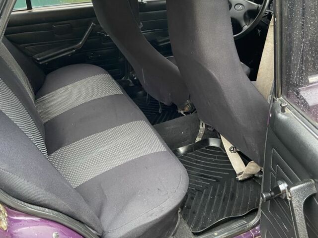 Фиолетовый ВАЗ 2107, объемом двигателя 1.5 л и пробегом 90 тыс. км за 1500 $, фото 13 на Automoto.ua