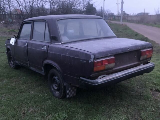 Фіолетовий ВАЗ 2107, об'ємом двигуна 1.5 л та пробігом 75 тис. км за 500 $, фото 3 на Automoto.ua