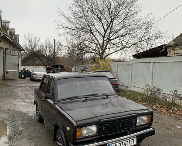 Фиолетовый ВАЗ 2107, объемом двигателя 1.45 л и пробегом 150 тыс. км за 1600 $, фото 2 на Automoto.ua