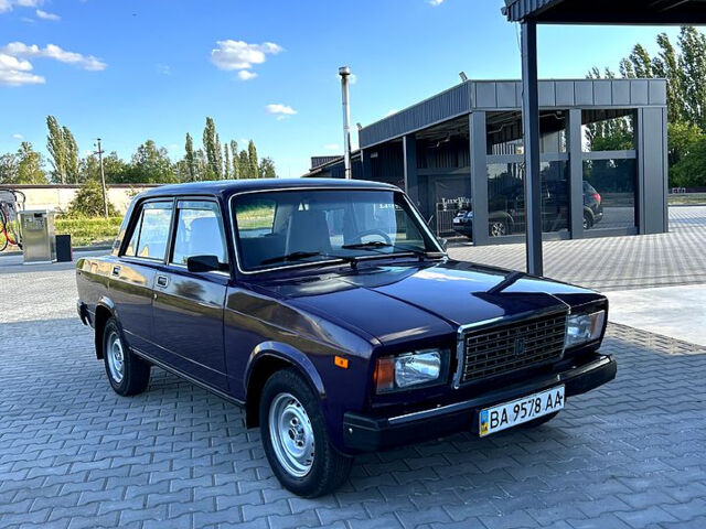 Фіолетовий ВАЗ 2107, об'ємом двигуна 1.5 л та пробігом 0 тис. км за 1700 $, фото 1 на Automoto.ua