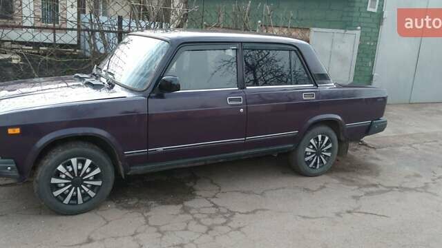 Фиолетовый ВАЗ 2107, объемом двигателя 1.5 л и пробегом 96 тыс. км за 1300 $, фото 8 на Automoto.ua