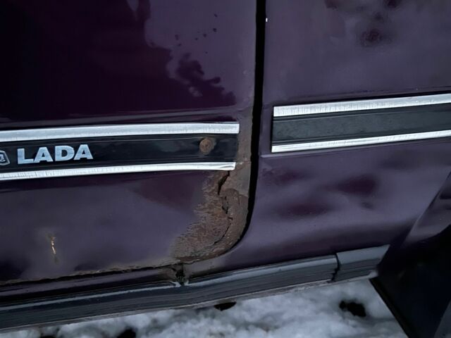 Фіолетовий ВАЗ 2107, об'ємом двигуна 1.5 л та пробігом 167 тис. км за 800 $, фото 15 на Automoto.ua