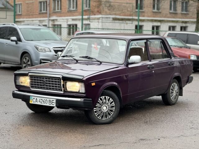 Фіолетовий ВАЗ 2107, об'ємом двигуна 1.5 л та пробігом 75 тис. км за 800 $, фото 2 на Automoto.ua