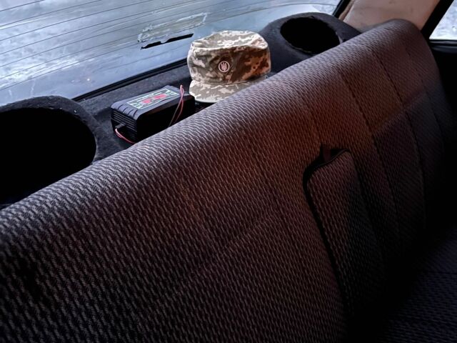 Фіолетовий ВАЗ 2107, об'ємом двигуна 1.5 л та пробігом 167 тис. км за 800 $, фото 13 на Automoto.ua