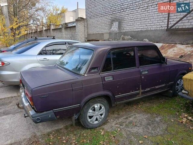 Фиолетовый ВАЗ 2107, объемом двигателя 1.5 л и пробегом 150 тыс. км за 700 $, фото 2 на Automoto.ua