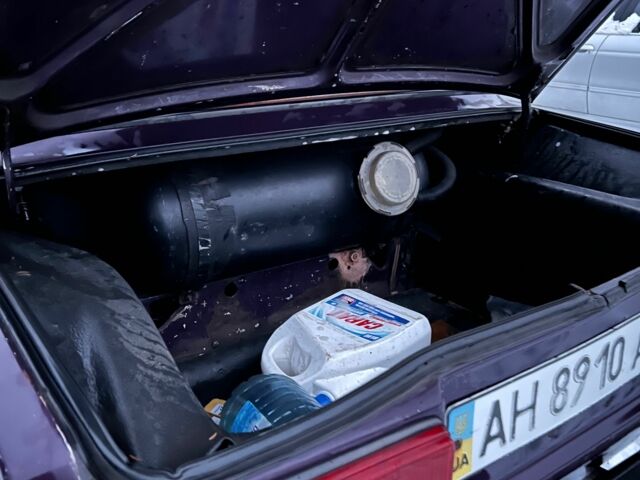 Фіолетовий ВАЗ 2107, об'ємом двигуна 1.5 л та пробігом 167 тис. км за 800 $, фото 11 на Automoto.ua