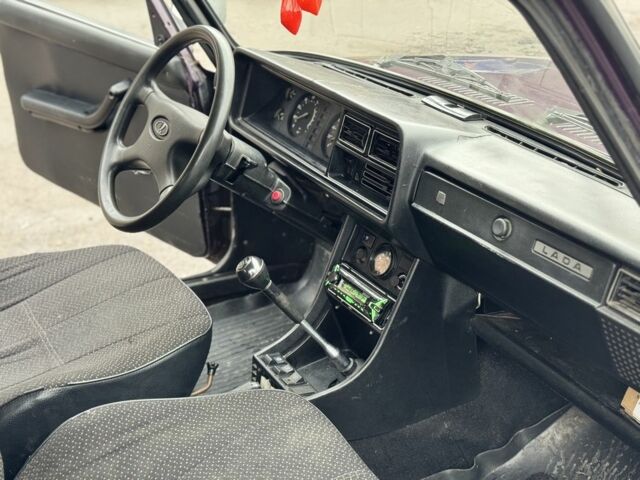 Фіолетовий ВАЗ 2107, об'ємом двигуна 1.5 л та пробігом 75 тис. км за 800 $, фото 8 на Automoto.ua