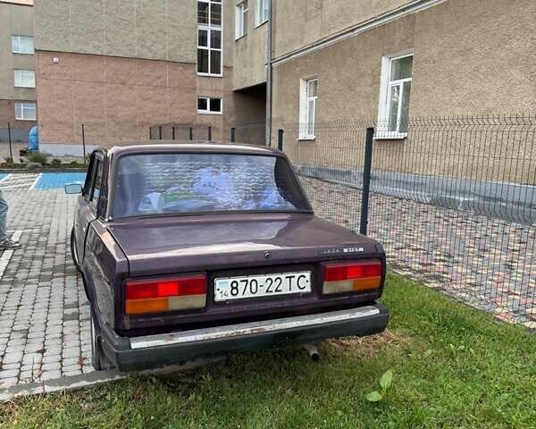 Фиолетовый ВАЗ 2107, объемом двигателя 1.5 л и пробегом 195 тыс. км за 600 $, фото 4 на Automoto.ua