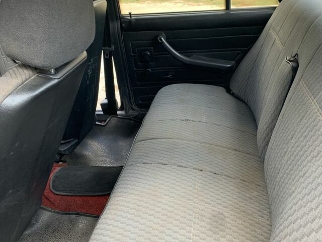 Фиолетовый ВАЗ 2107, объемом двигателя 1.5 л и пробегом 180 тыс. км за 950 $, фото 7 на Automoto.ua